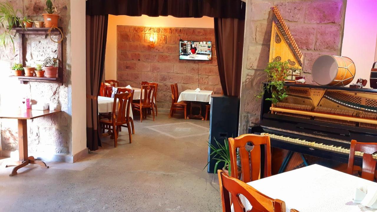 Hotel Dilijan Old Center Eksteriør billede