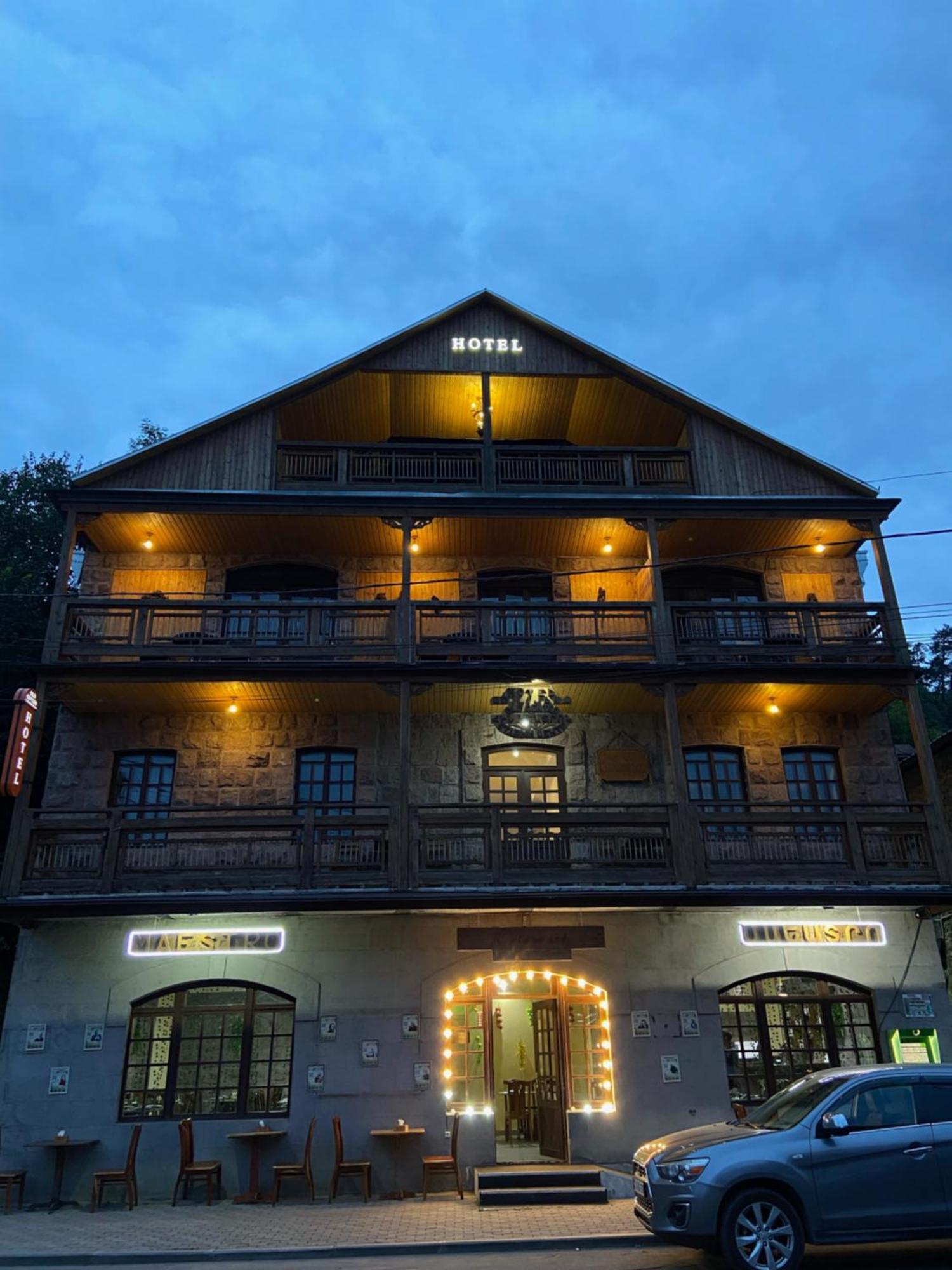 Hotel Dilijan Old Center Eksteriør billede
